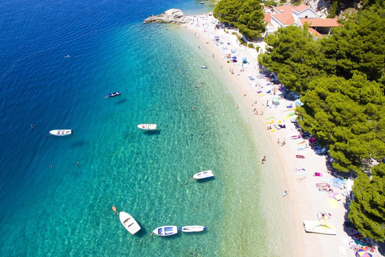 Apartments With A Parking Space Brela, Makarska - 16603 Ngoại thất bức ảnh