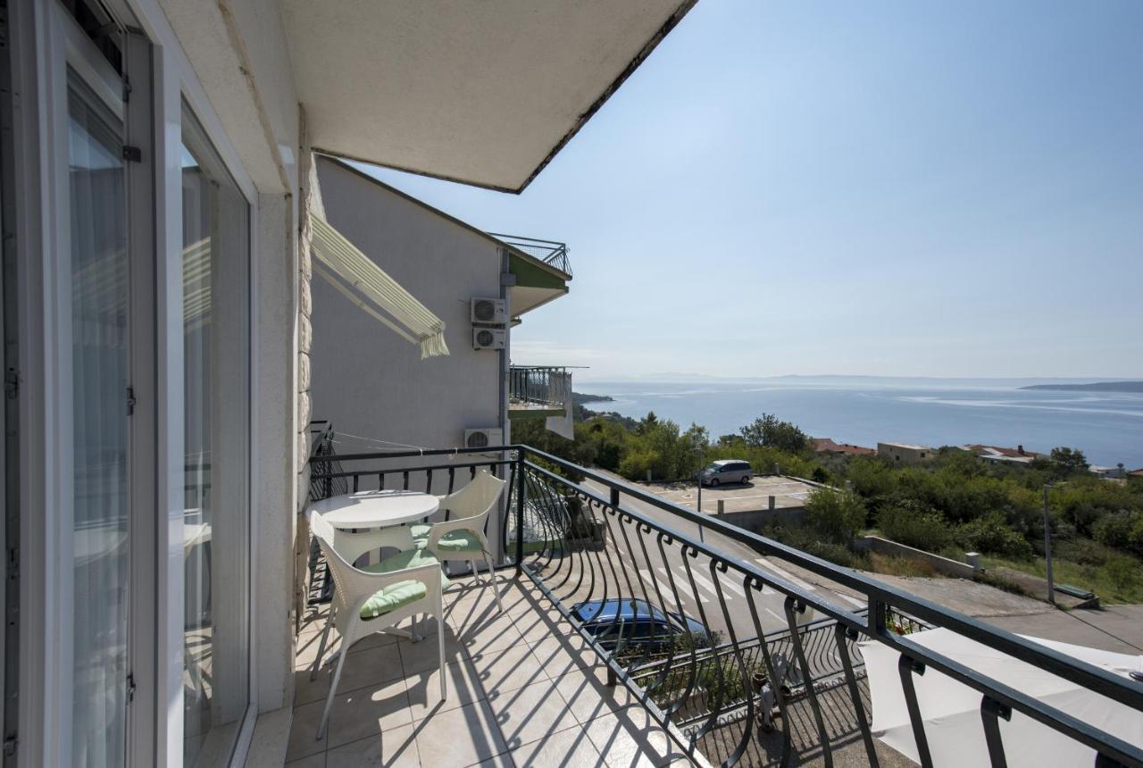Apartments With A Parking Space Brela, Makarska - 16603 Ngoại thất bức ảnh