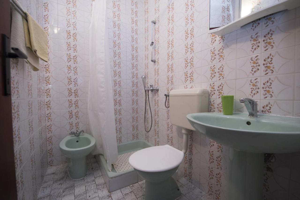 Apartments With A Parking Space Brela, Makarska - 16603 Ngoại thất bức ảnh