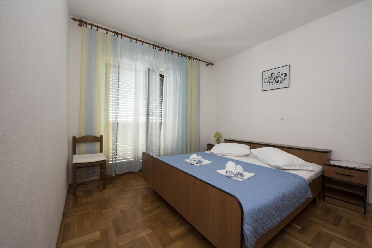 Apartments With A Parking Space Brela, Makarska - 16603 Ngoại thất bức ảnh
