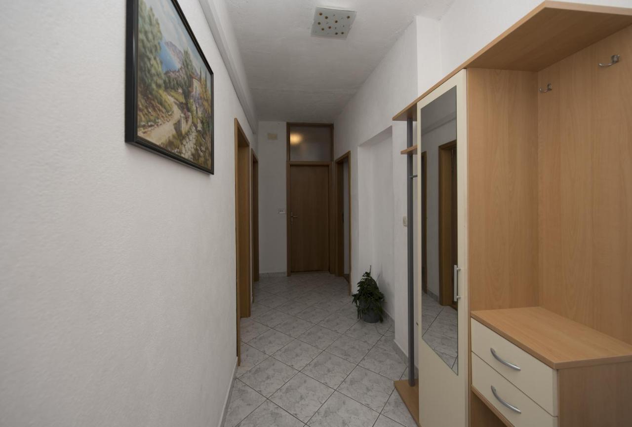 Apartments With A Parking Space Brela, Makarska - 16603 Ngoại thất bức ảnh