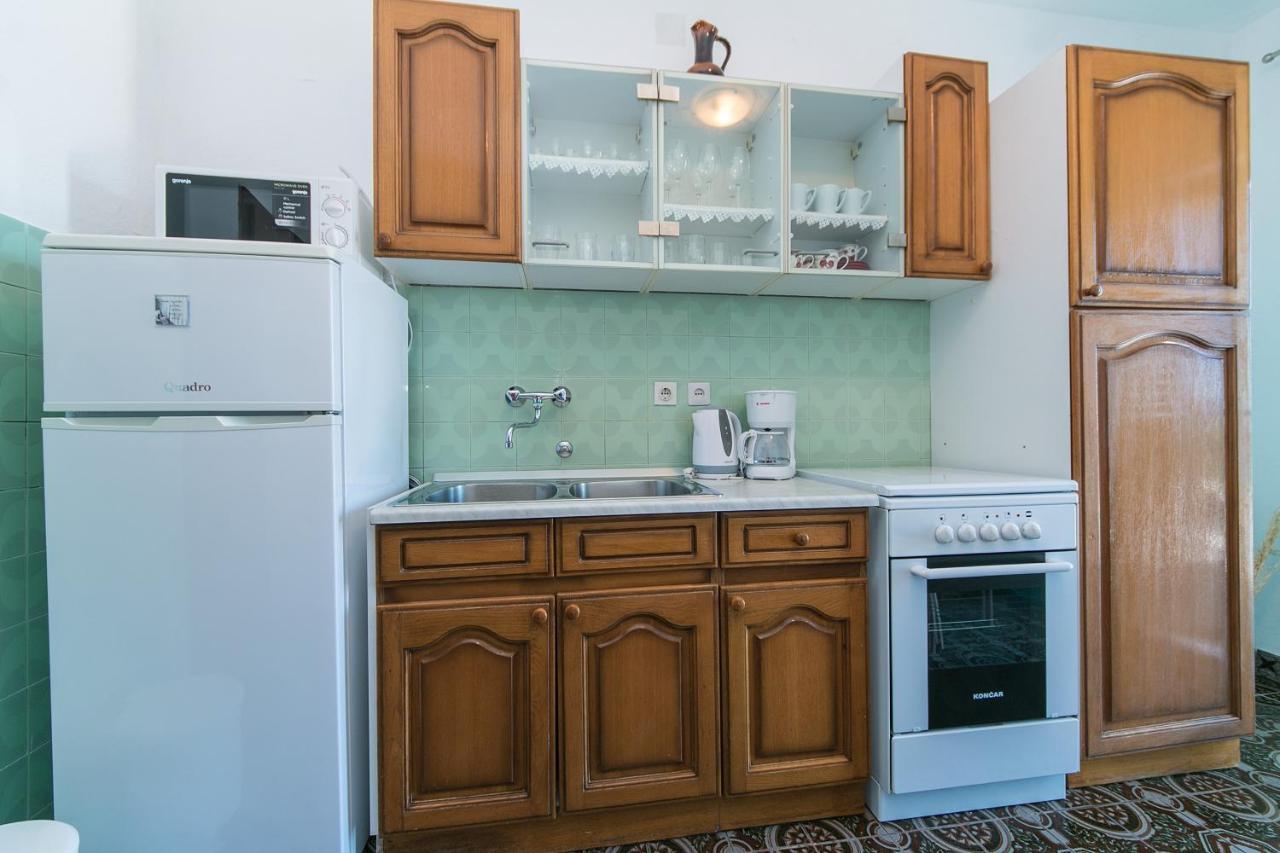 Apartments With A Parking Space Brela, Makarska - 16603 Ngoại thất bức ảnh