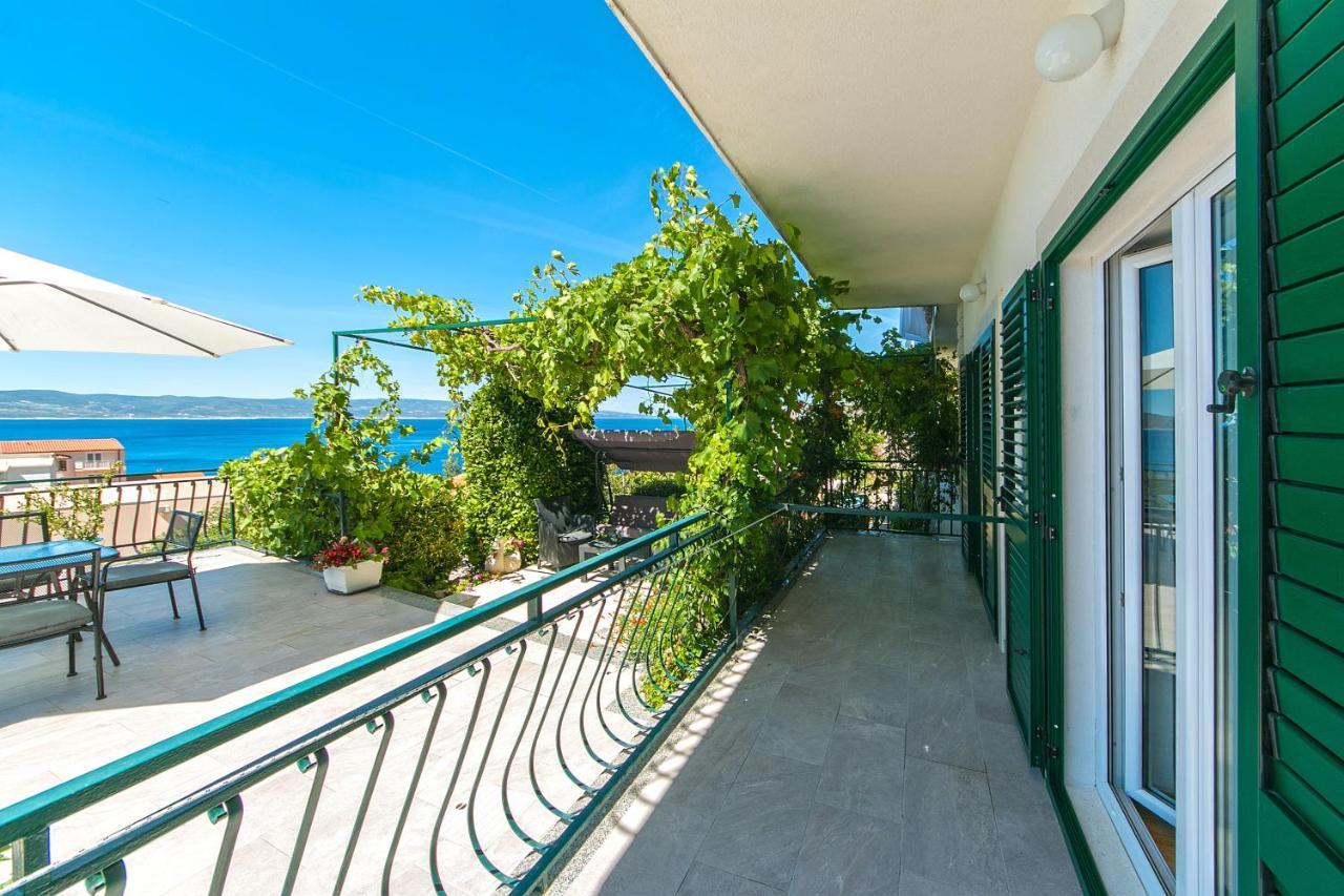 Apartments With A Parking Space Brela, Makarska - 16603 Ngoại thất bức ảnh