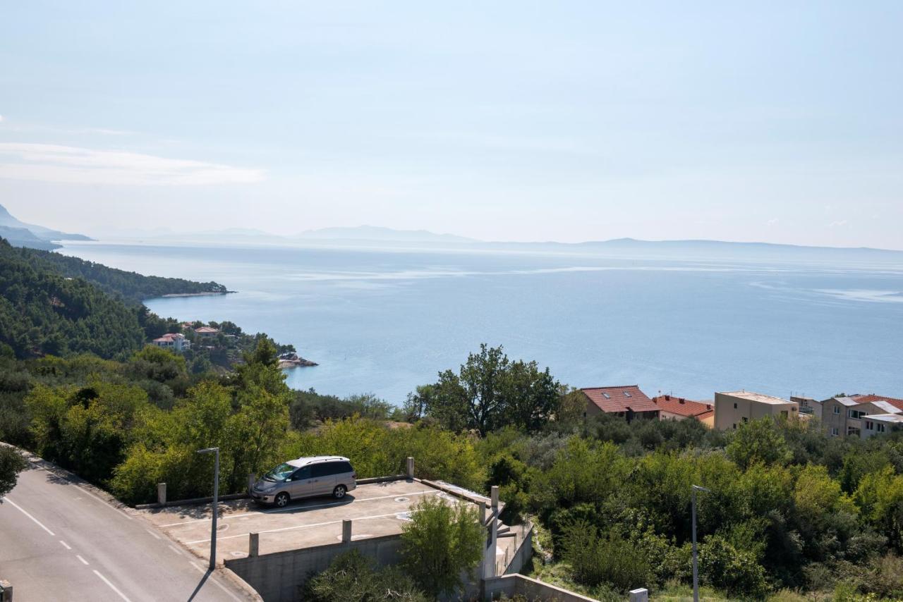 Apartments With A Parking Space Brela, Makarska - 16603 Ngoại thất bức ảnh