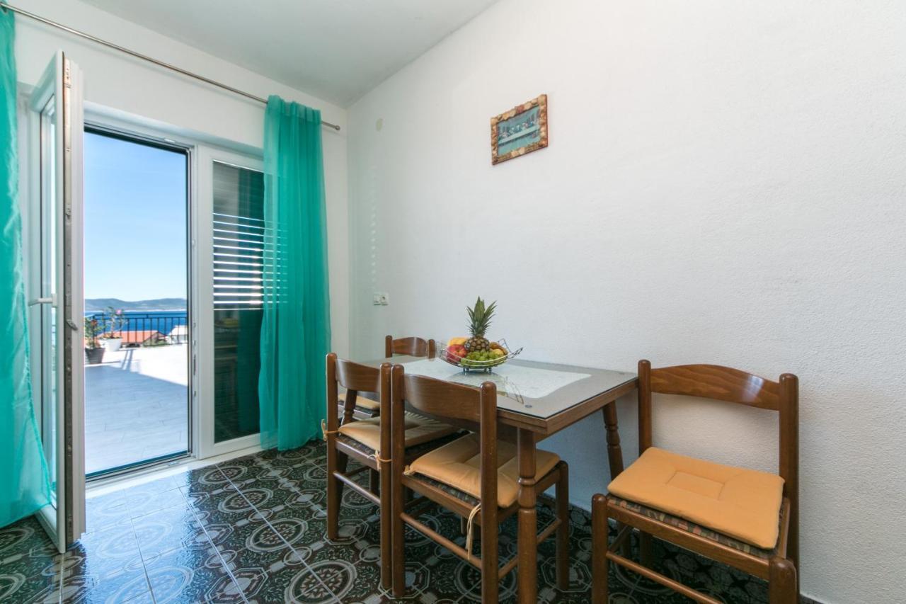 Apartments With A Parking Space Brela, Makarska - 16603 Ngoại thất bức ảnh