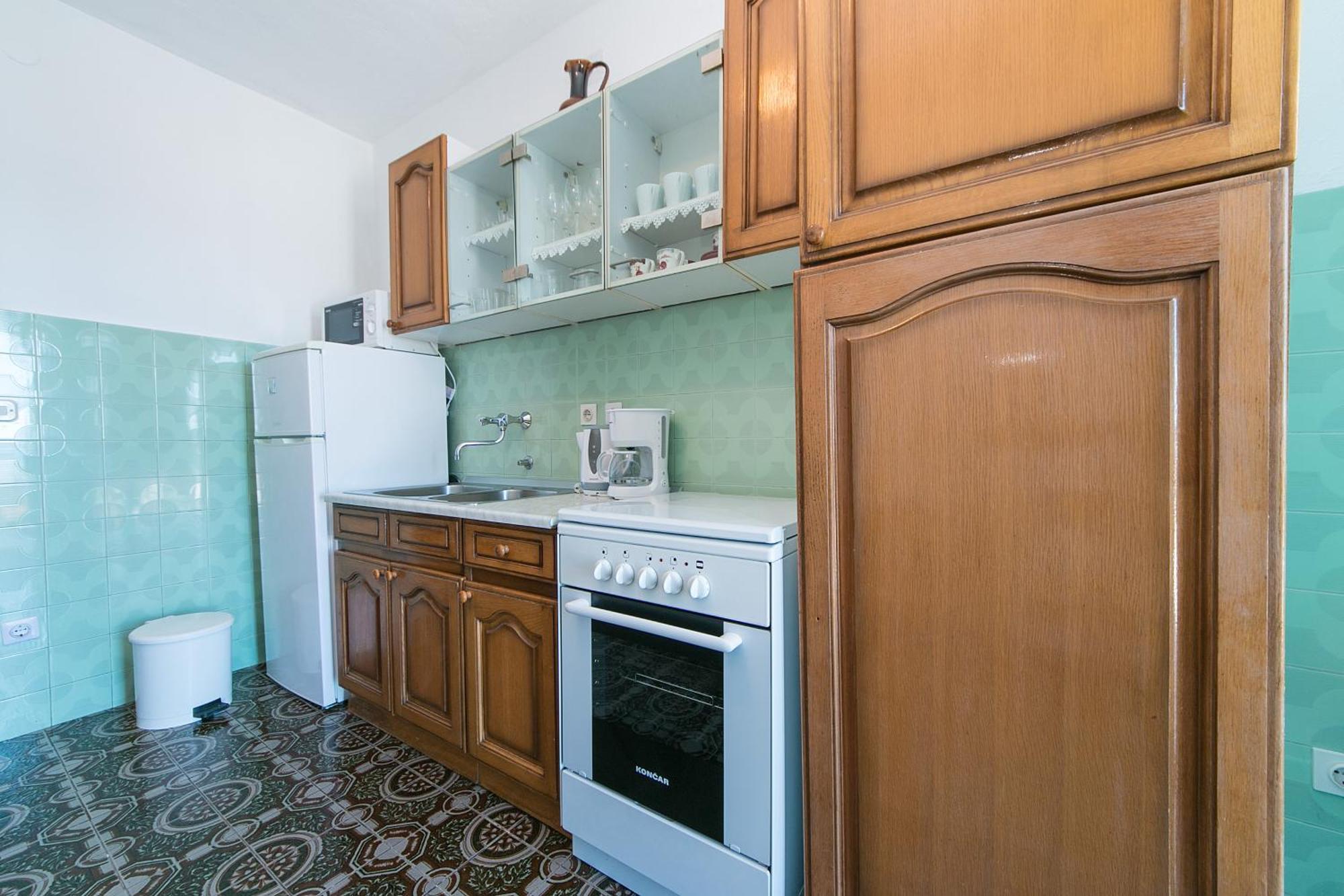 Apartments With A Parking Space Brela, Makarska - 16603 Phòng bức ảnh