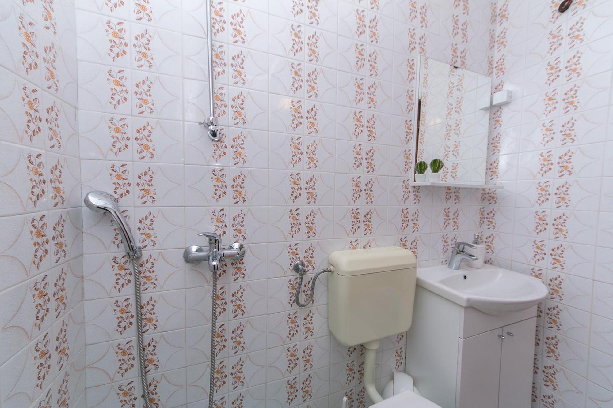 Apartments With A Parking Space Brela, Makarska - 16603 Phòng bức ảnh
