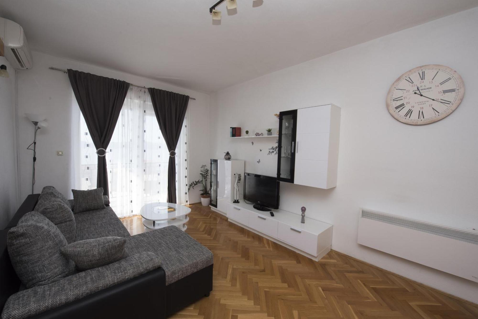 Apartments With A Parking Space Brela, Makarska - 16603 Phòng bức ảnh